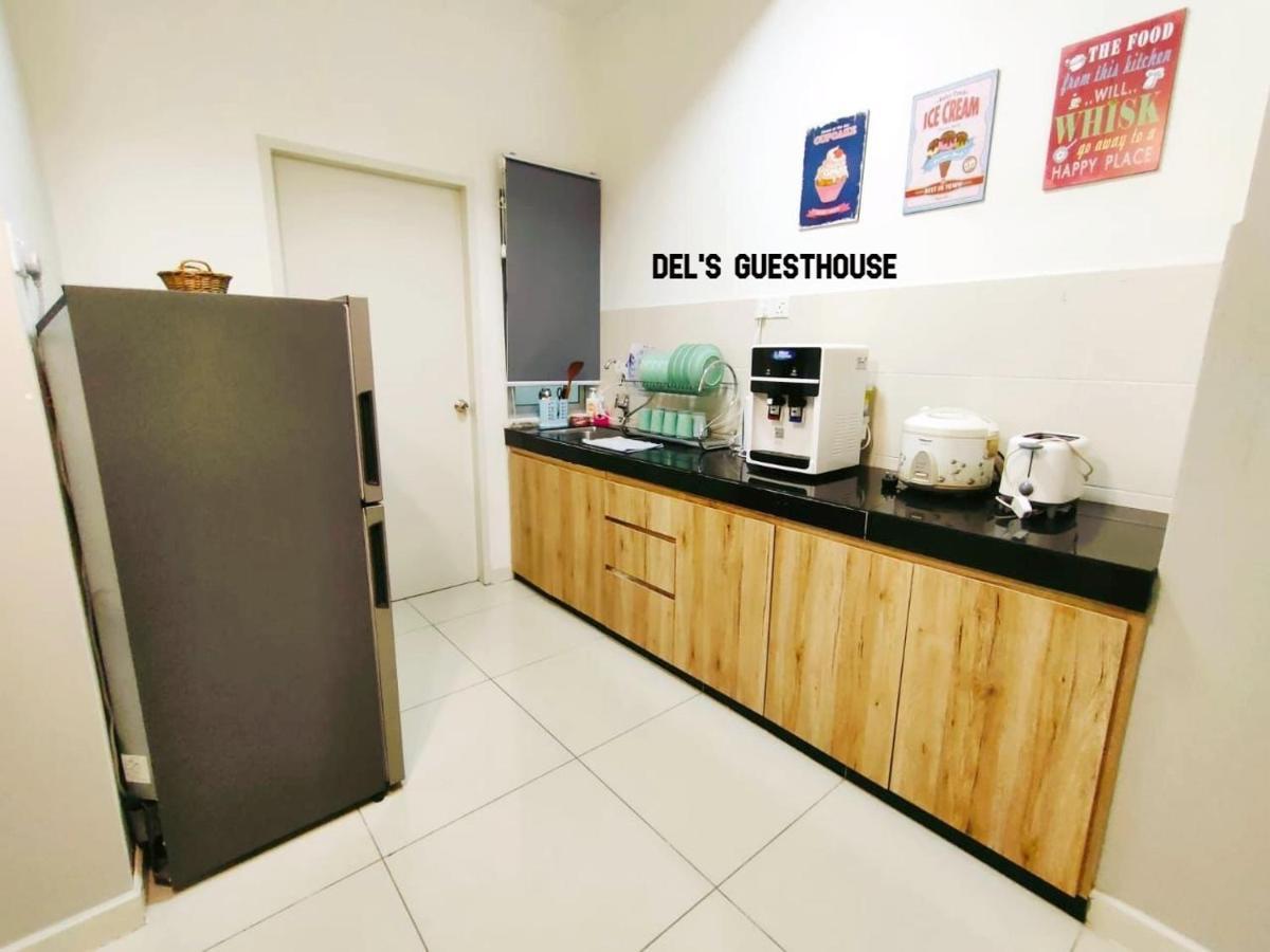 Del'S Guesthouse @ Southville Same Level With Pool Fits 8 방이 외부 사진
