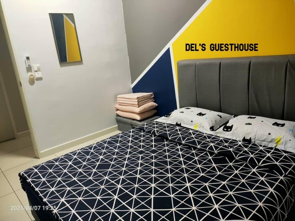 Del'S Guesthouse @ Southville Same Level With Pool Fits 8 방이 외부 사진
